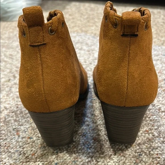 Coconuts by Matisse Brown Suede Ankle Boots - Picture 3 of 4